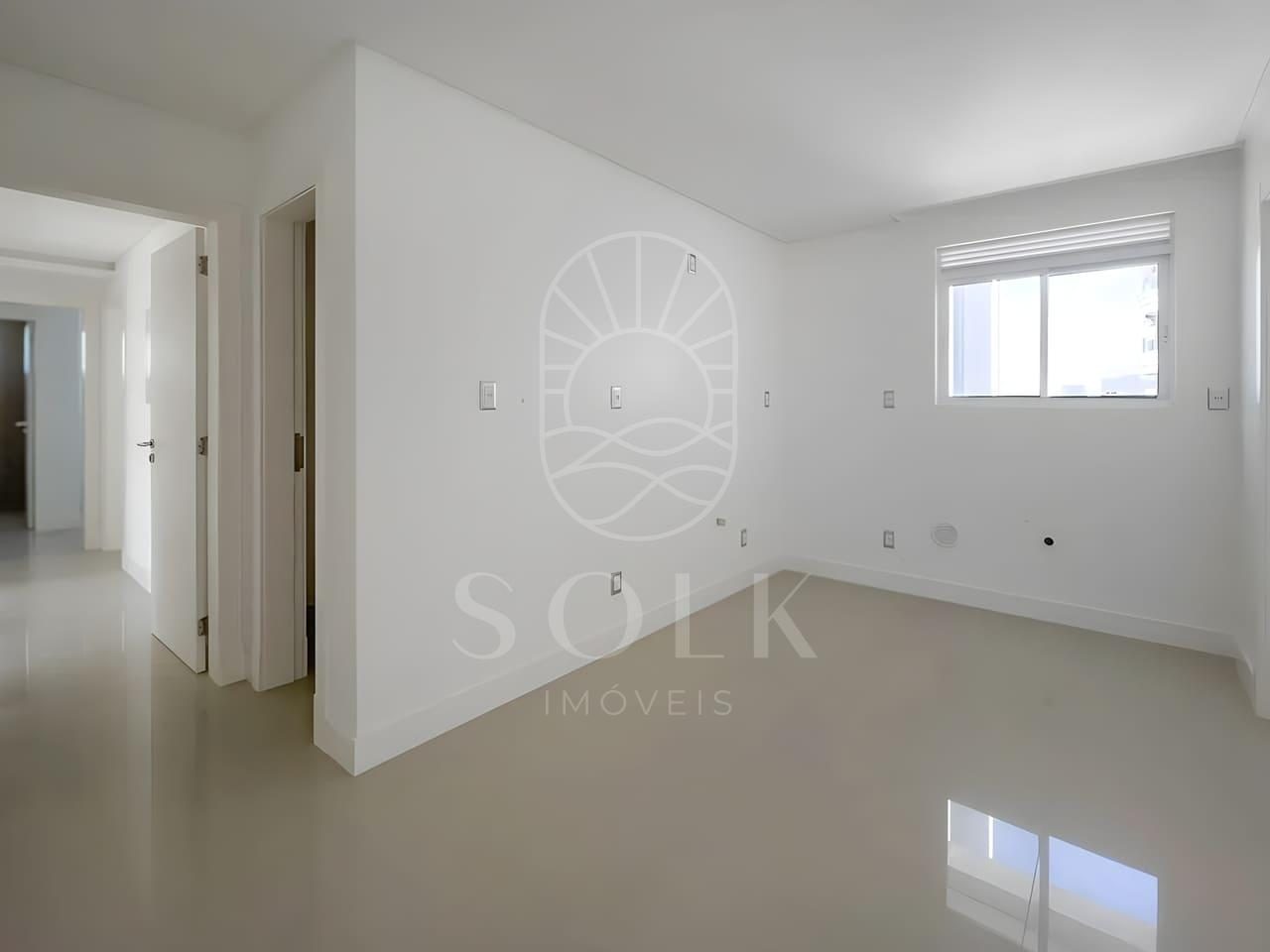 Apartamento quadra mar no Edifício Cartier em Balneário Camboriú