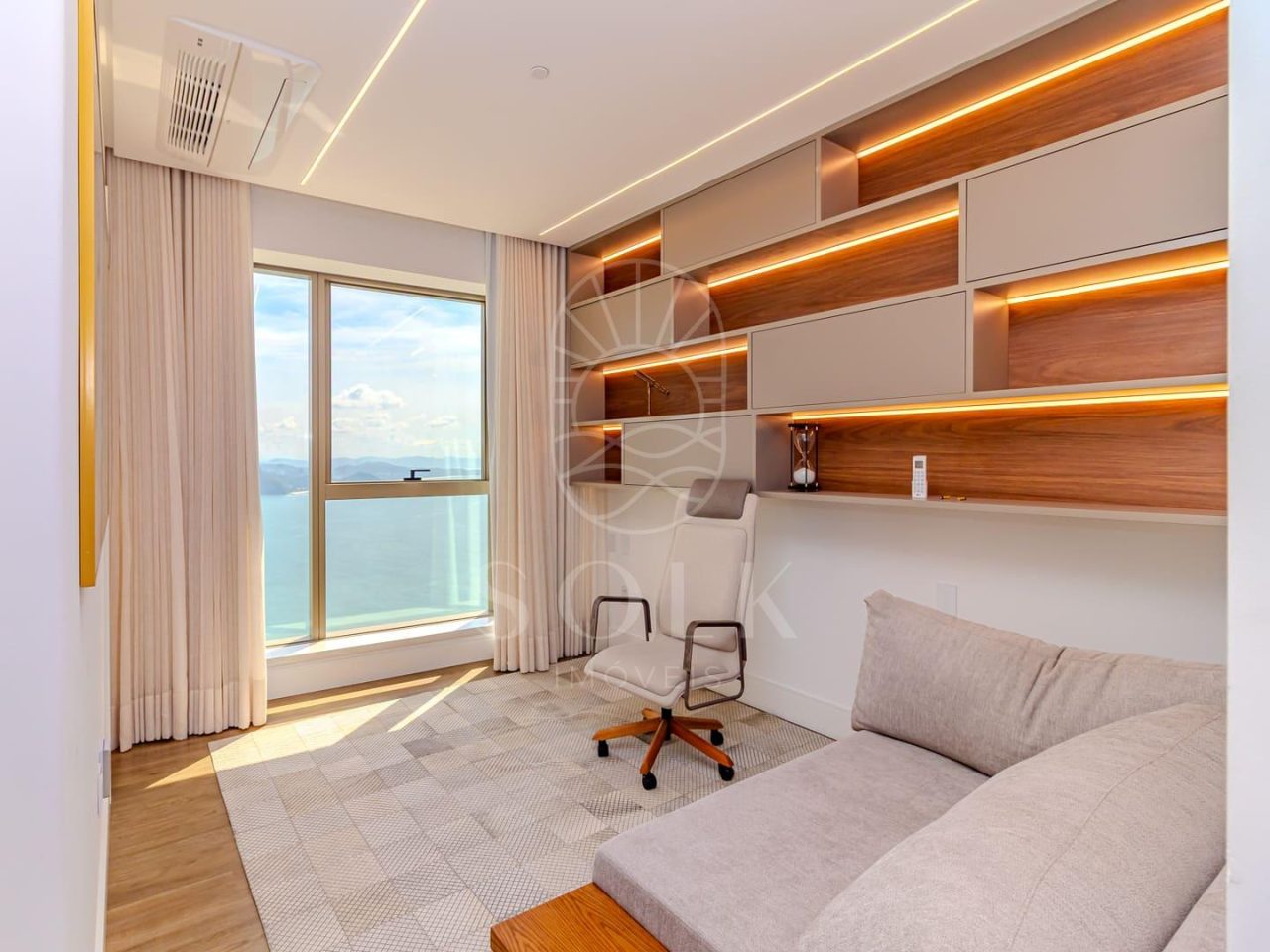 Yachthouse